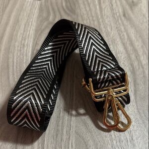RESTOCK!! NEW Black and Silver Chevron Strap with Gold Clasps